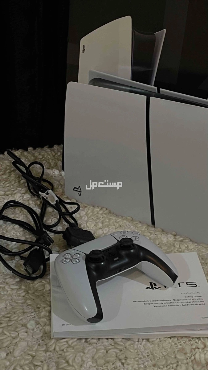 ‏السلام عليكم ورحمة الله وبركاته ‏سوني 5 للبيع الجهاز ديجتال. فقط. تحميل بدون