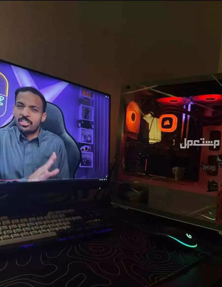 بي سي قيمنق مع كامل ملحقاته الشاشه و الطاوله و الكرسي وماوس و كيبورد