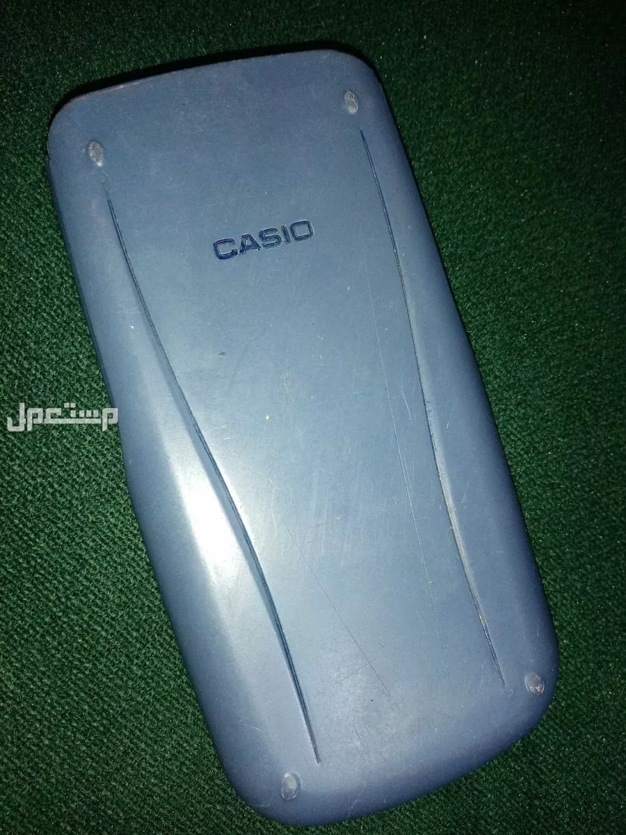 آلة حاسبة كاسيو أصلية بحالة جيدة – بسعر مميز