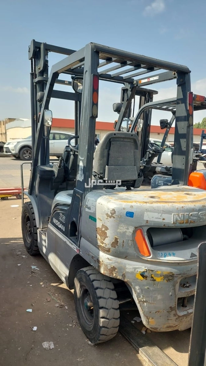 رافعات شوكيه forkliftفوركلفت للايجار موديل حديث