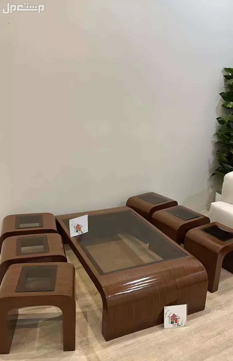 يوجد لدينا تفصيل طاولات ويوجد لدينا تفصيل مداخل