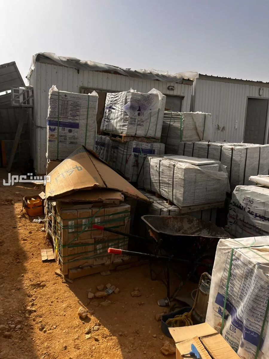 جرانيت موصفات متنوعة ومقاسات متنوعة بكميات كبيرة