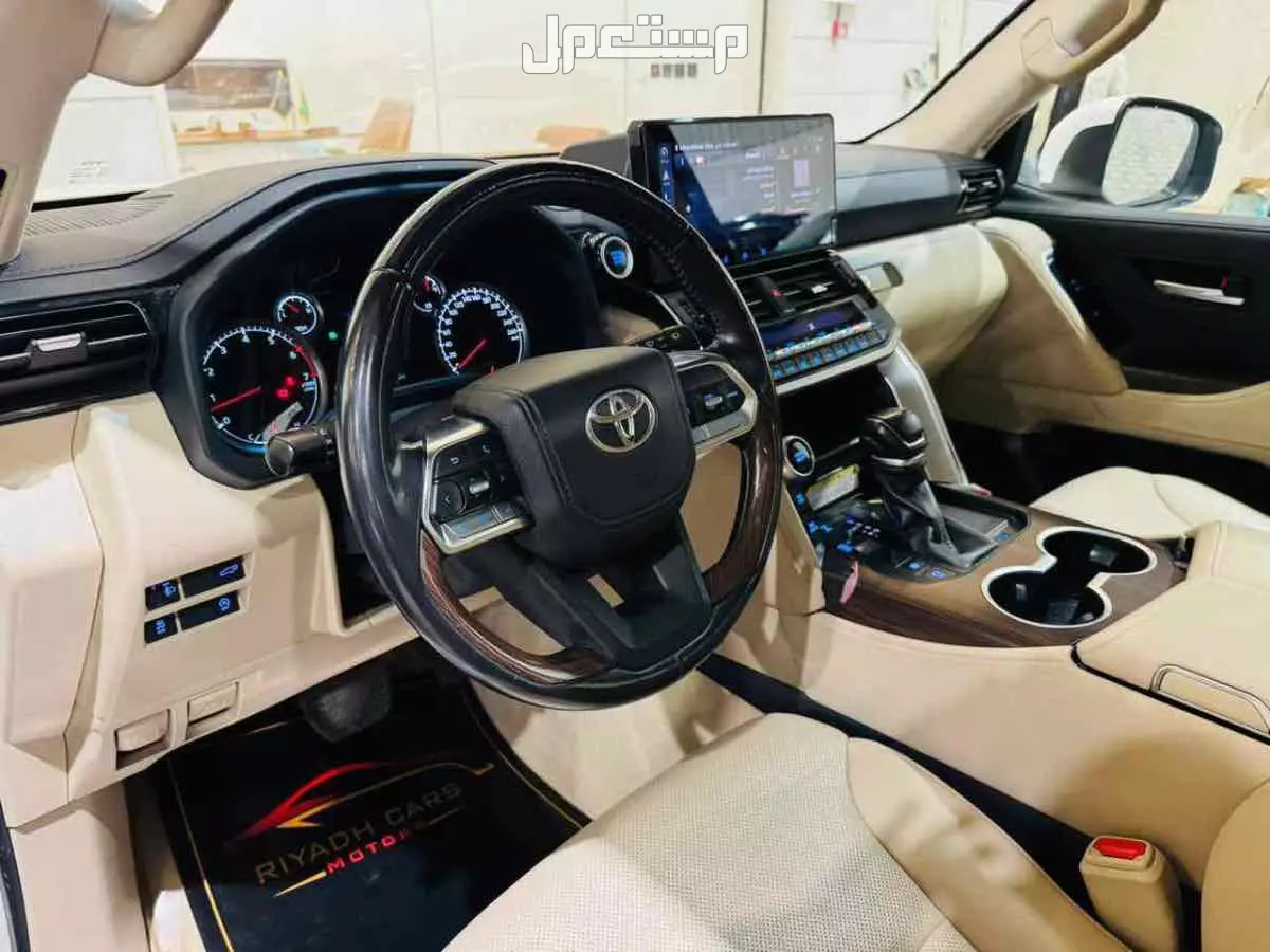 تويوتا لاندكروزر 2023 في الرياض بسعر 232000 ريال سعودي