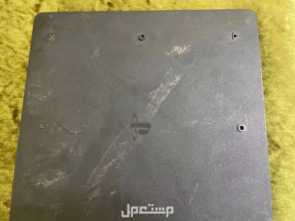 سوني 4 في الباحه ماعليكم من السعر ادخل واكتب سومك
