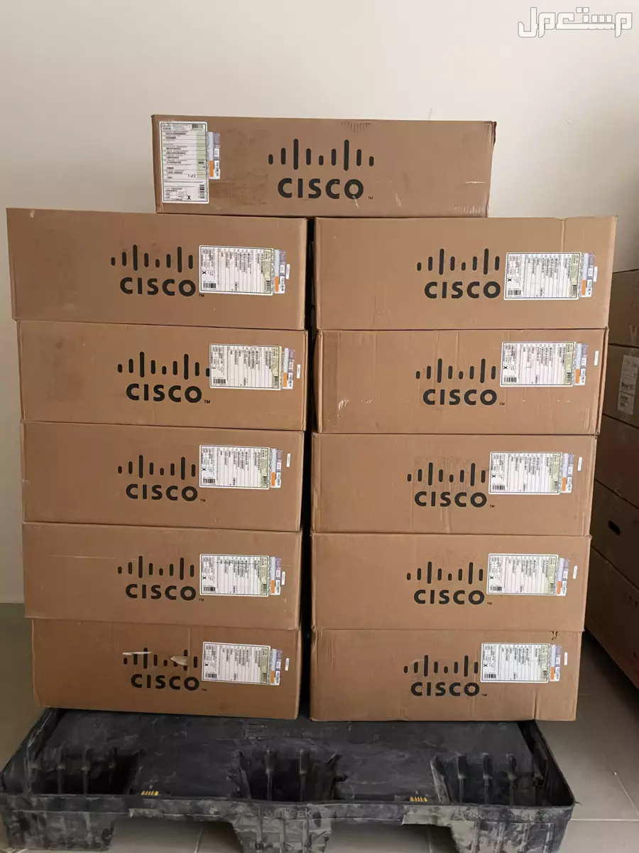 Cisco New in box C8300-1N1S-6T في جيزان بسعر 26 ألف ريال سعودي