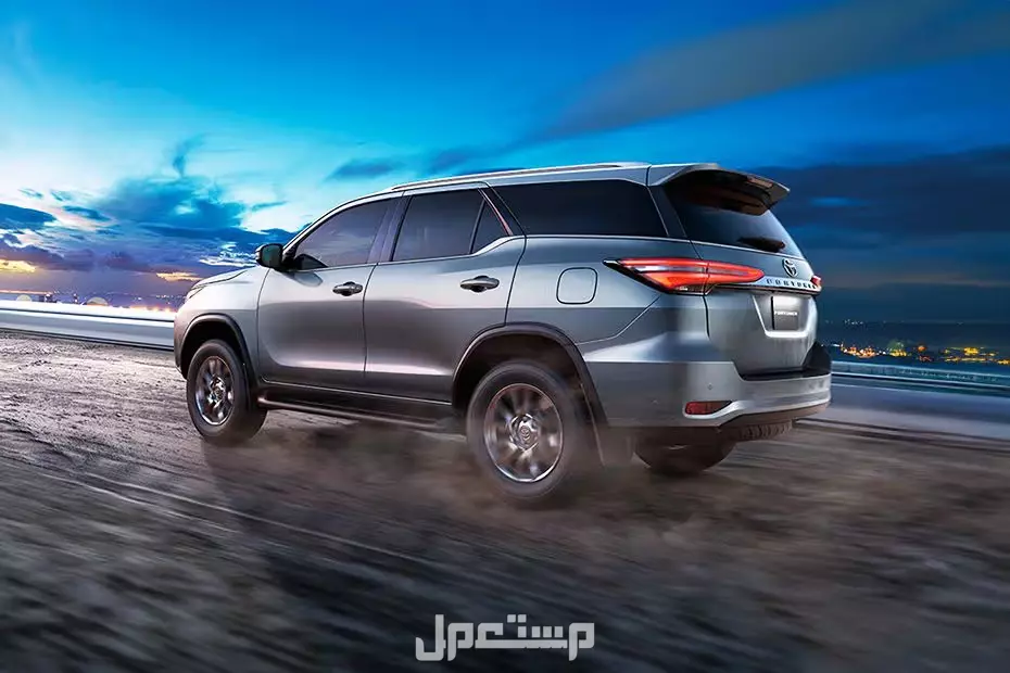سعر سيارة فورتشنر GX2 موديل 2025.. مميزات وعيوب شراء تويوتا Fortuner GX2 2025