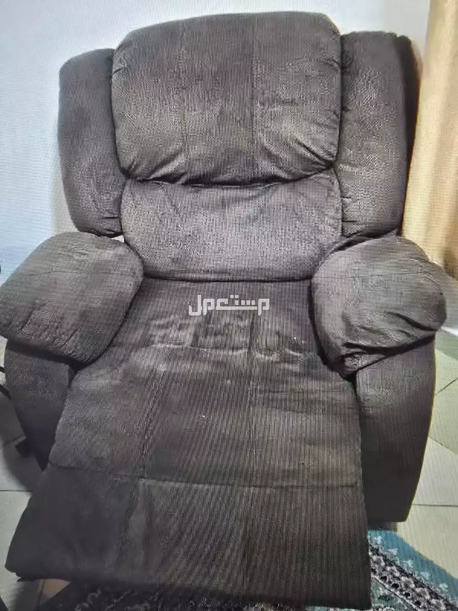 مجلس ليزي بوي . مستخدم . اخو الجديد
