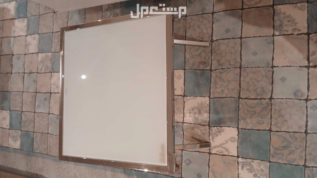 طاولات خدمه في المدينه المنوره بسعر 1000 ريال سعودي