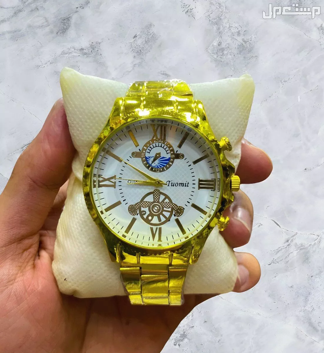 ساعة معدن رجالي ساعة معدن رجالي ( السعر يشمل الشحن لجميع المحافظات)