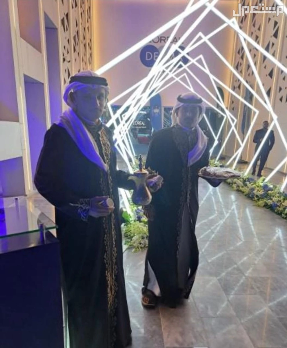 قهوجي ومباشرين رجال قهوجيات للنساء سماعات