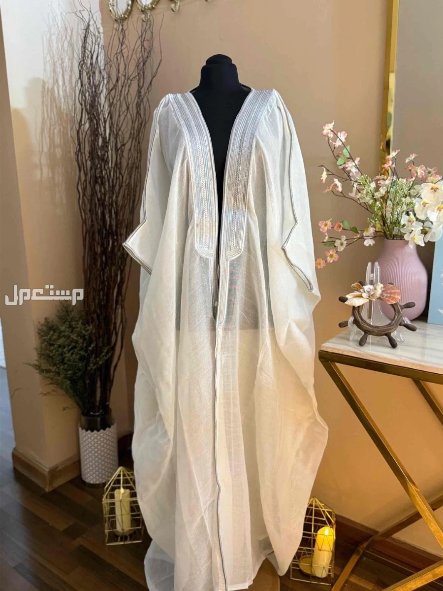 بشت نسائي فخم  في جدة بسعر 850 ريال سعودي