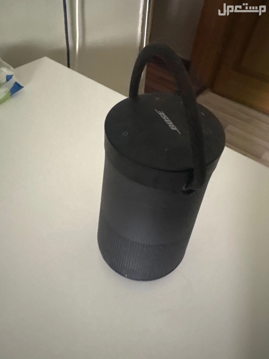 يوجد لدي سماعه Bose للبيع بسعر 900 ريال