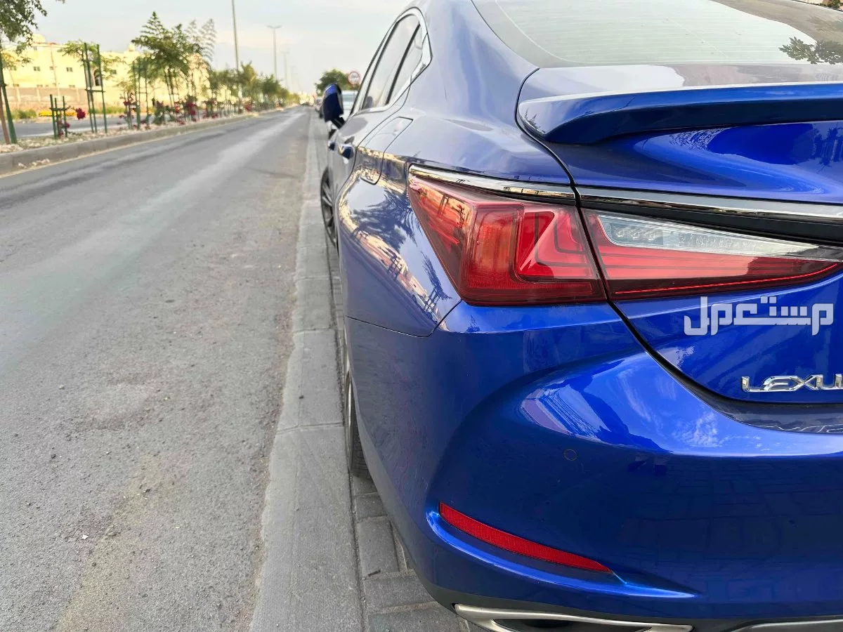 لكزس ES 2019 في المدينة المنورة بسعر 165 ألف ريال سعودي