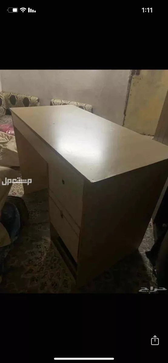 للبيع مكتبه ممتازه نوعما جيده 100﷼