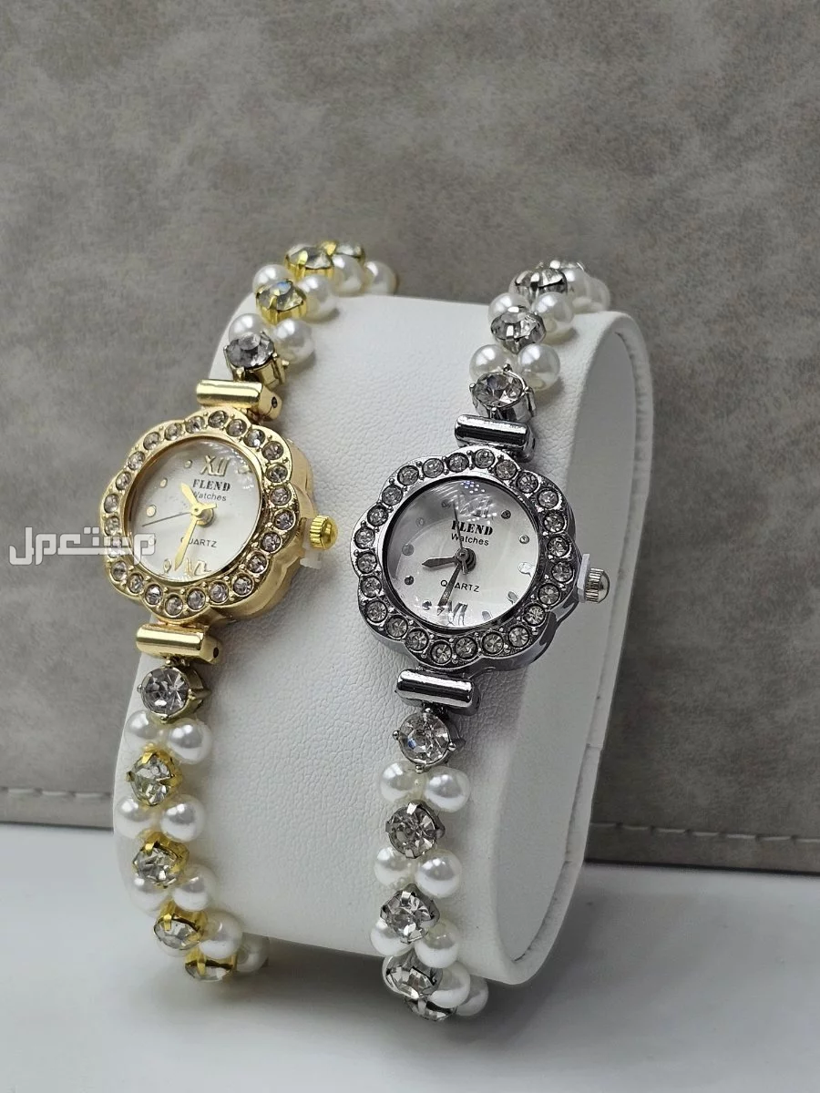عرض خاص💐  ثلاث ساعات نسائي  ماركة فلند ضمان مكينه بطاريه معى علبه لكل ساعه 🎁 *سعر الثلاث الساعات 🔺*  جدددددددددددددددة