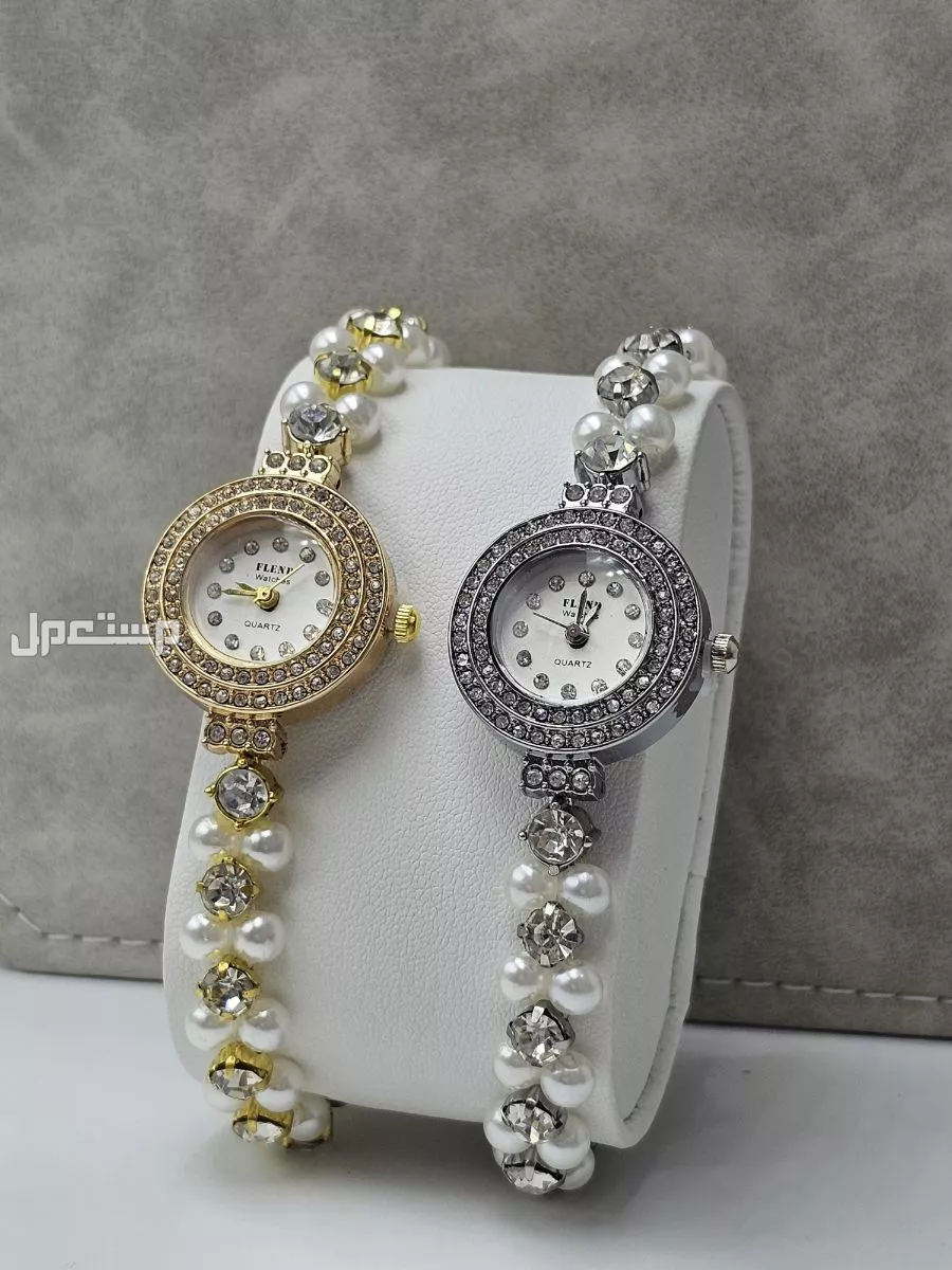 عرض خاص💐  ثلاث ساعات نسائي  ماركة فلند ضمان مكينه بطاريه معى علبه لكل ساعه 🎁 *سعر الثلاث الساعات 🔺*  جدددددددددددددددة