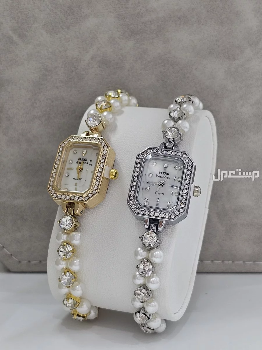 عرض خاص💐  ثلاث ساعات نسائي  ماركة فلند ضمان مكينه بطاريه معى علبه لكل ساعه 🎁 *سعر الثلاث الساعات 🔺*  جدددددددددددددددة