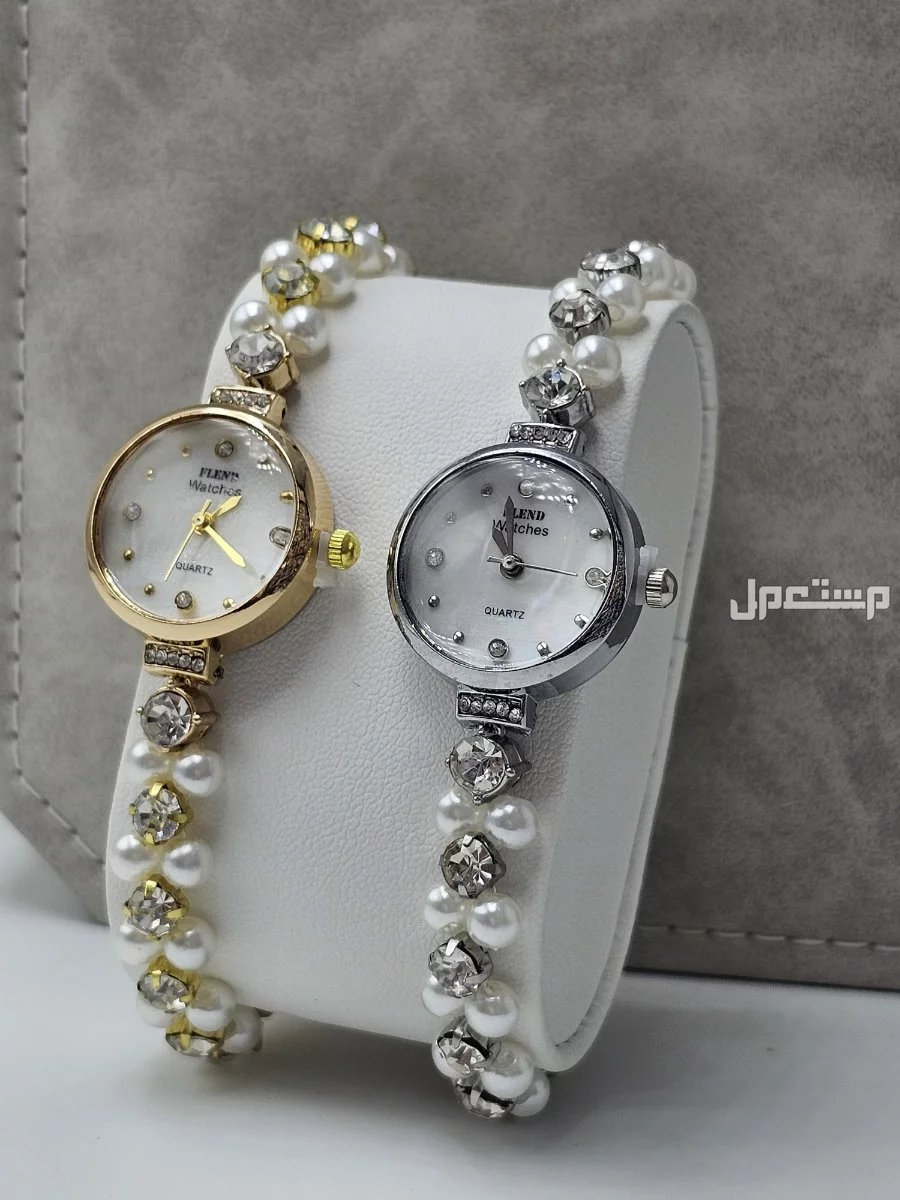 عرض خاص💐  ثلاث ساعات نسائي  ماركة فلند ضمان مكينه بطاريه معى علبه لكل ساعه 🎁 *سعر الثلاث الساعات 🔺*  جدددددددددددددددة