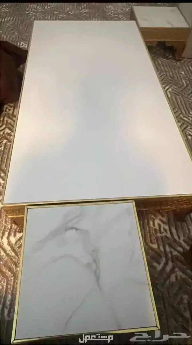 للبيع طاوله قصيره ملحق  في الرياض بسعر 400 ريال سعودي