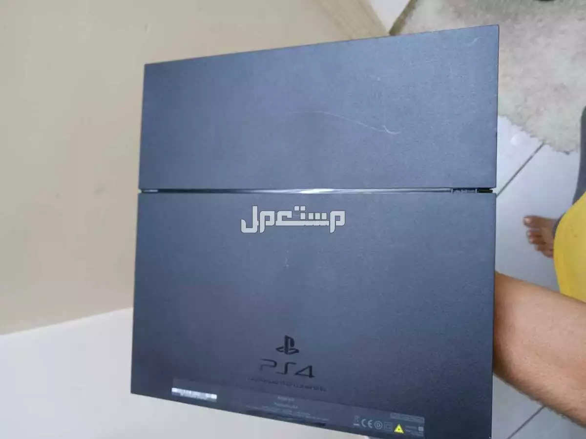 سوني 4 في جده بسعر 400ريال سعودي