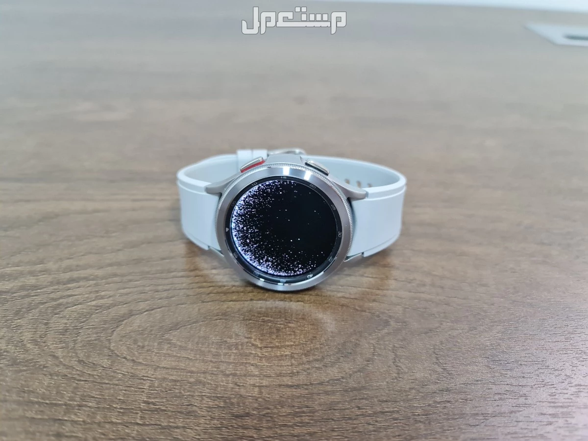 للبيع ساعة Galaxy Watch 4 classic في الرياض بسعر 450 ريال