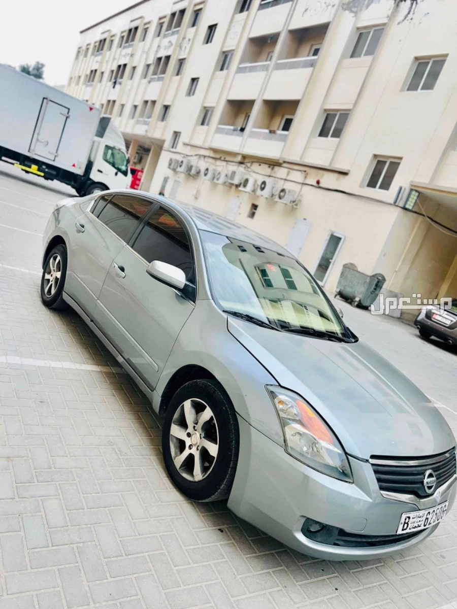 نيسان التيما 2008 في الشارقة بسعر 7500 درهم إماراتي
