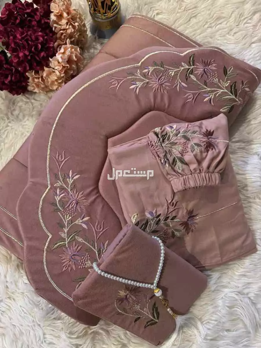 🌹عروضنا مستمره 🌹عرضنا اليوم 🌹أطقم صلاة ملكي  🌹الطقم يتكون من 🌹سجاد صلاة مطرز مبطن اثنين سنت 🌹مع بيت مصحف مطرز  🌹شرشف صلاة قطن مطرز مرد  🌹سبحه   🌹