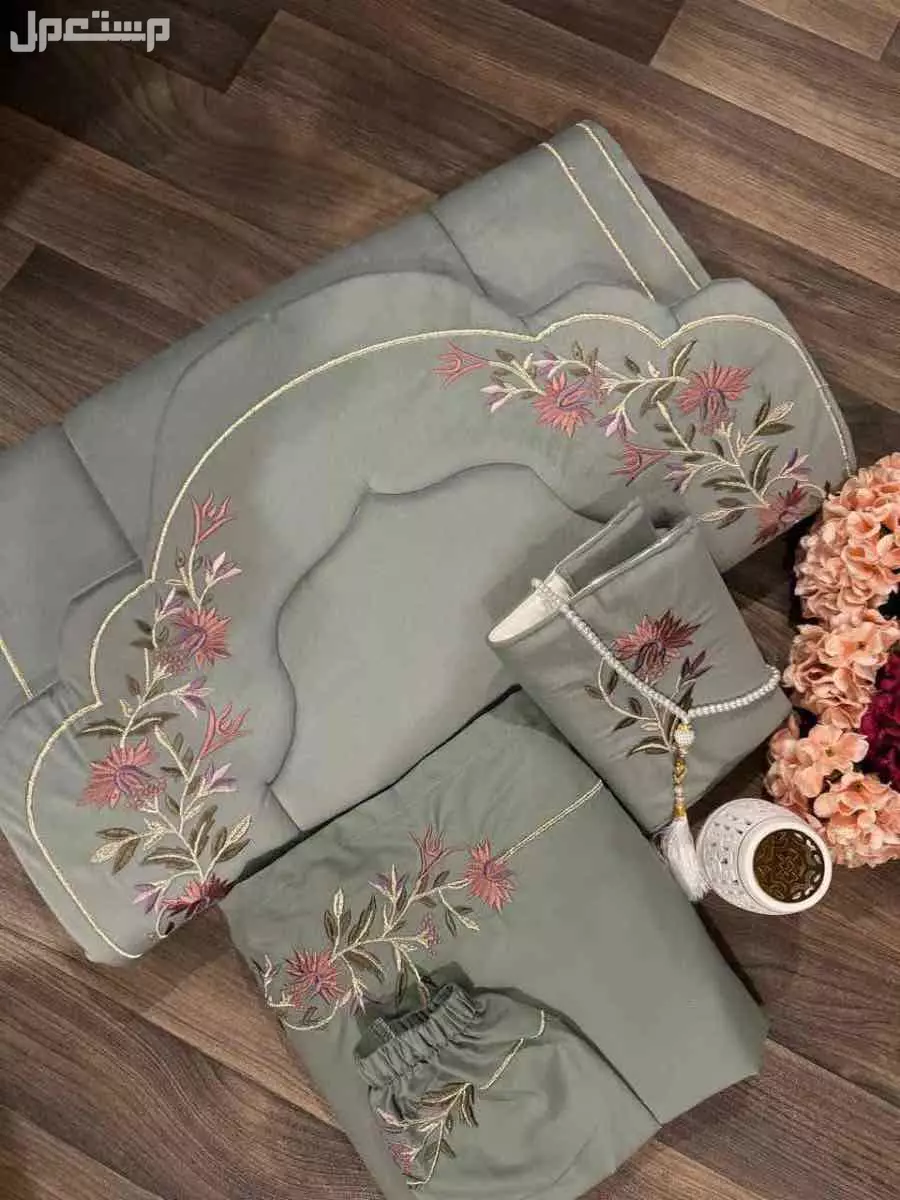 🌹عروضنا مستمره 🌹عرضنا اليوم 🌹أطقم صلاة ملكي  🌹الطقم يتكون من 🌹سجاد صلاة مطرز مبطن اثنين سنت 🌹مع بيت مصحف مطرز  🌹شرشف صلاة قطن مطرز مرد  🌹سبحه   🌹