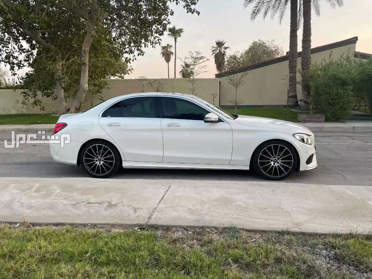 مرسيدس بنز C-Class 2018 في الدمام بسعر 81 ألف ريال سعودي