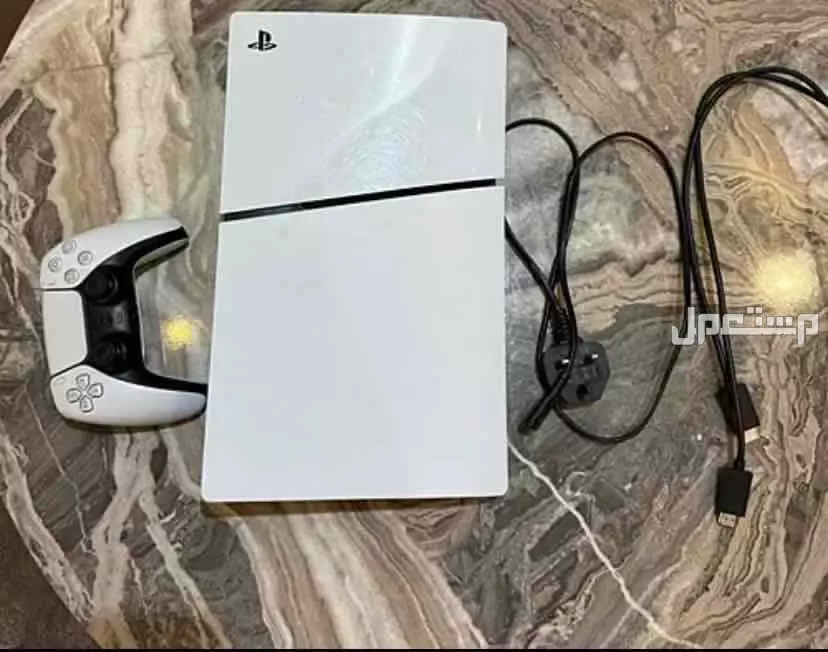 سوني فايف سليم  في رماح بسعر 1400 ريال سعودي