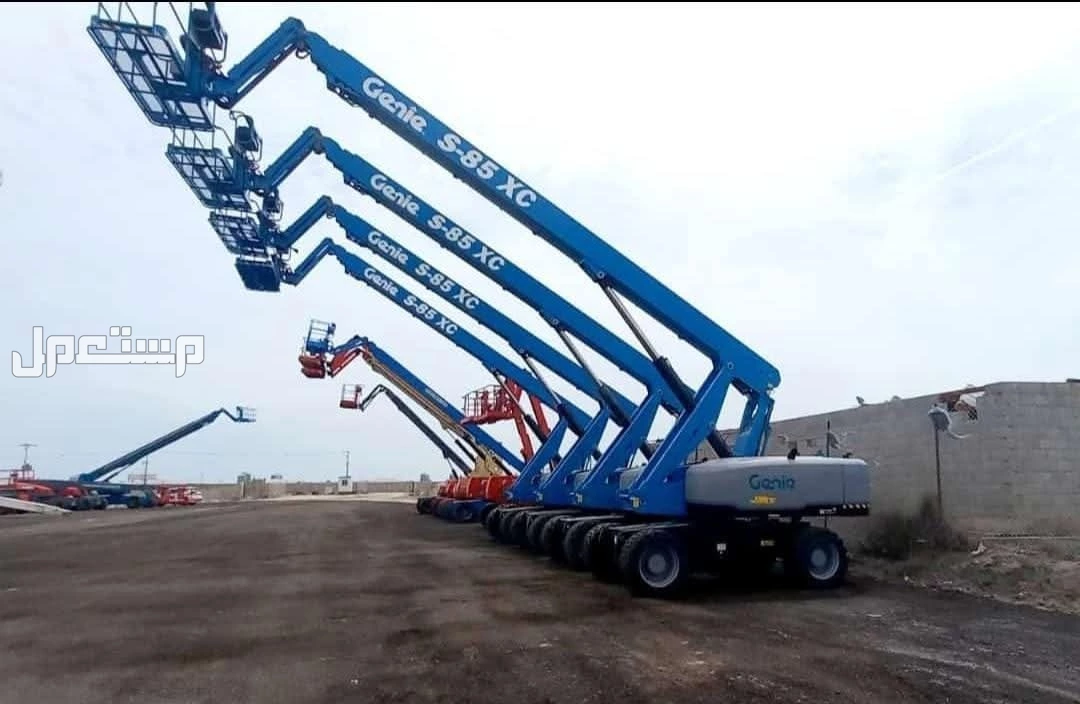 تاور لايت للايجار الرياض ابراج اناره للايجار الرياض سيزر لفت للايجار الرياض مان لفت للايجار الرياض رافعة شوكية للايجار الرياض