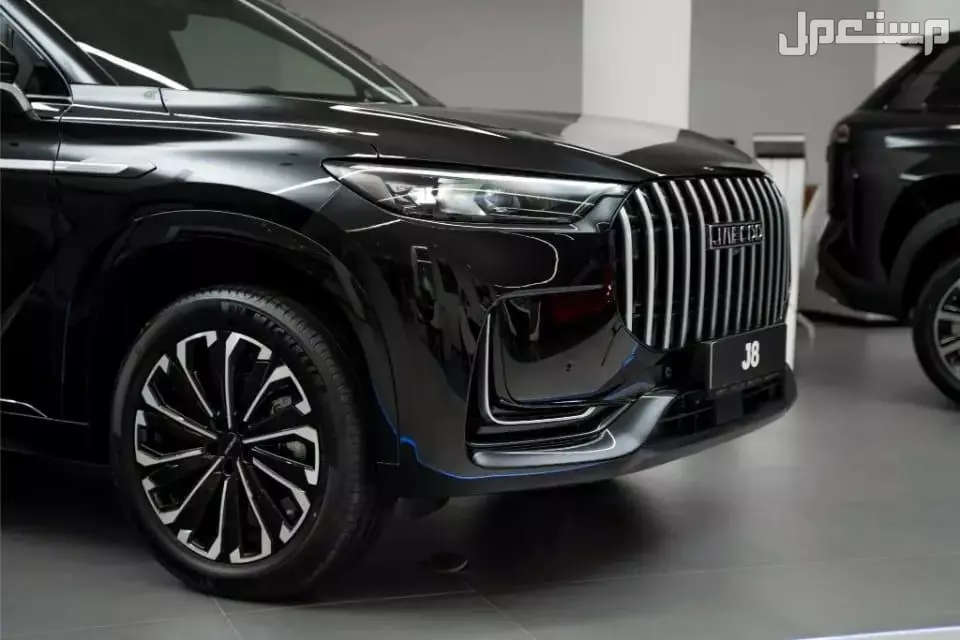 جايكو J8 2025.. المواصفات والأسعار مع المميزات والعيوب خارجية JAECOO J8 2025