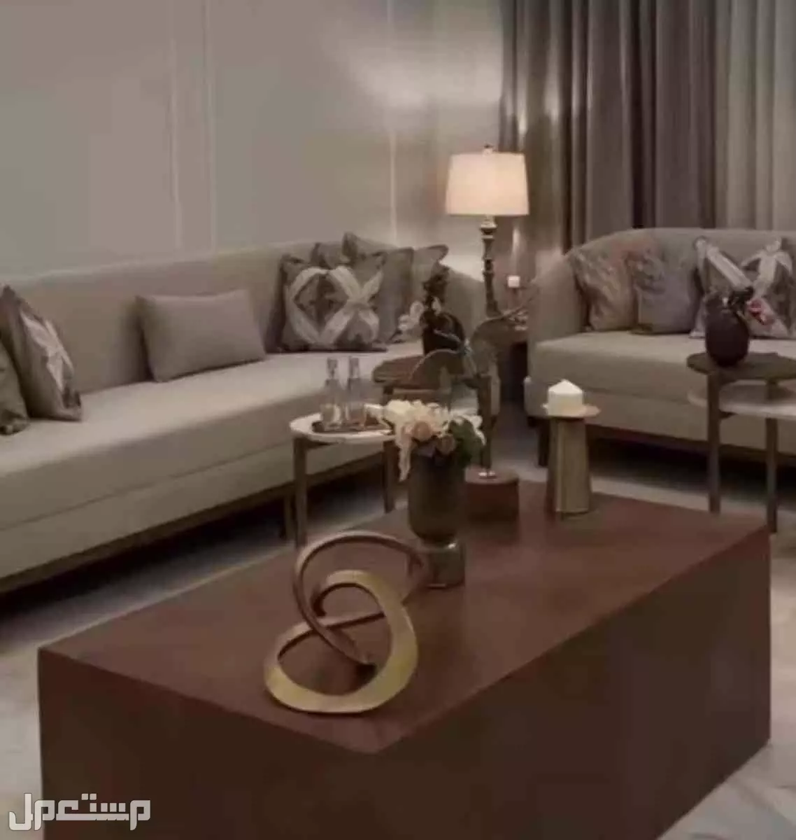 يوجد لدينا تفصيل طاولات ويوجد لدينا تفصيل مداخل