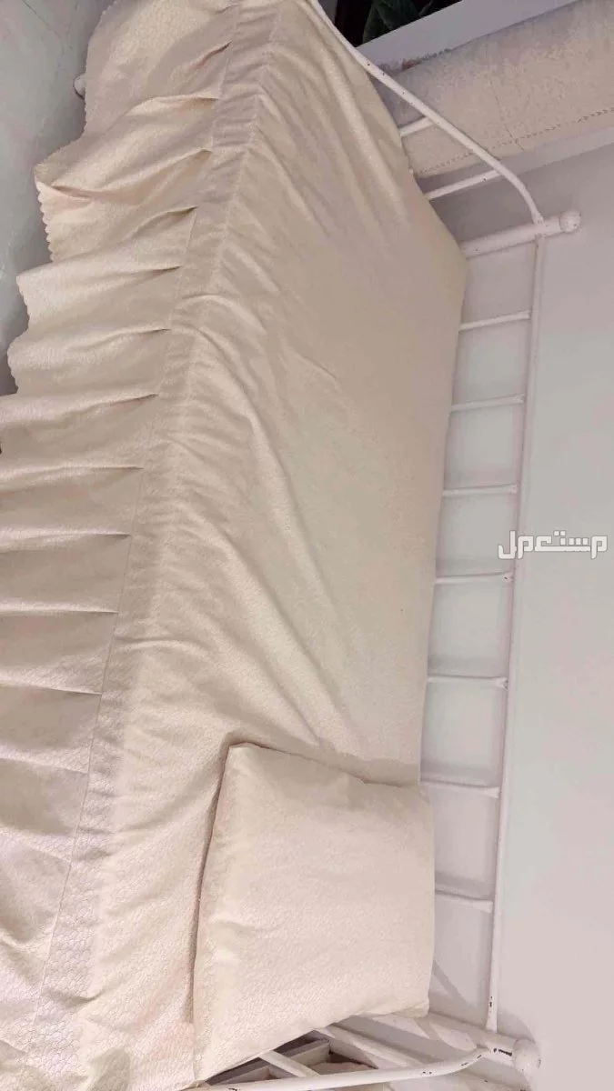 4اسره حديد نفر  في الرياض بسعر 1000 ريال سعودي 4اسره للبيع مع المراتب والمفارش