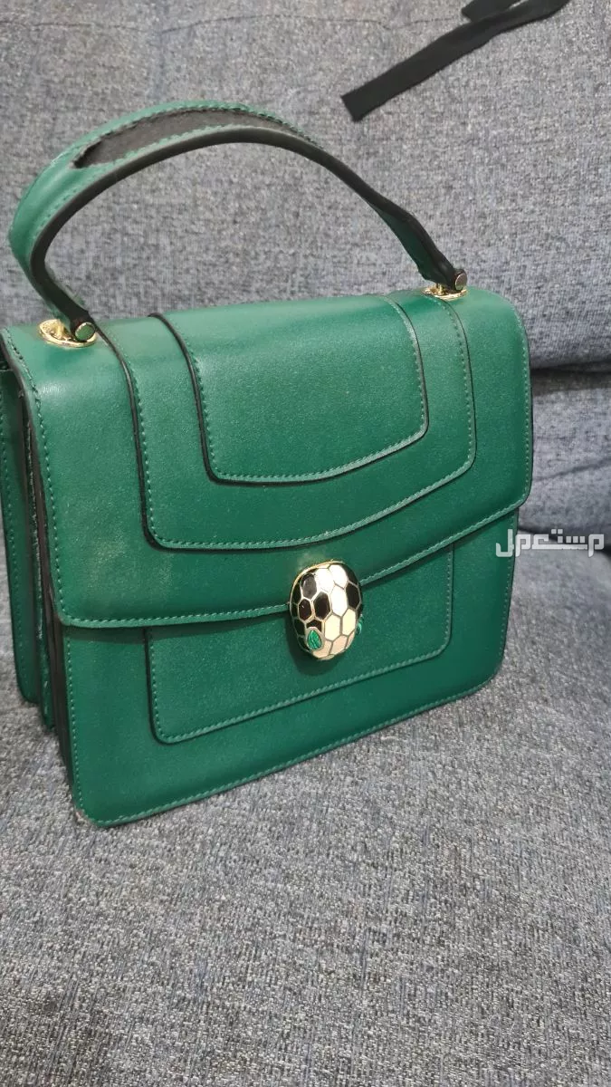 للبيع شنطه BVLGORI ماركه غالي في ينبع