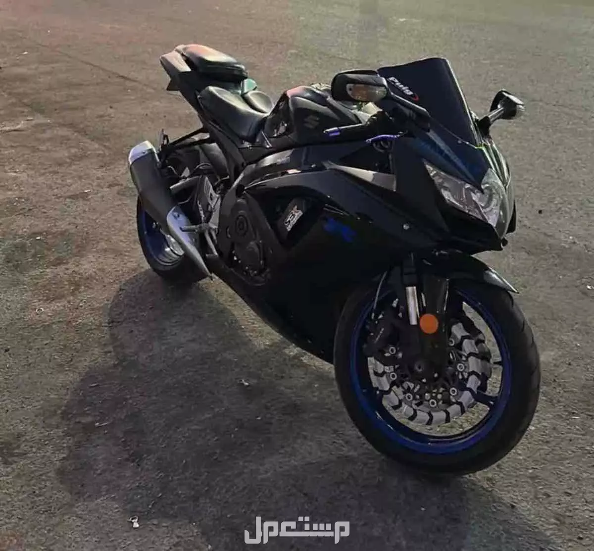 للبيع دباب سوزوكي ريس 750 2008