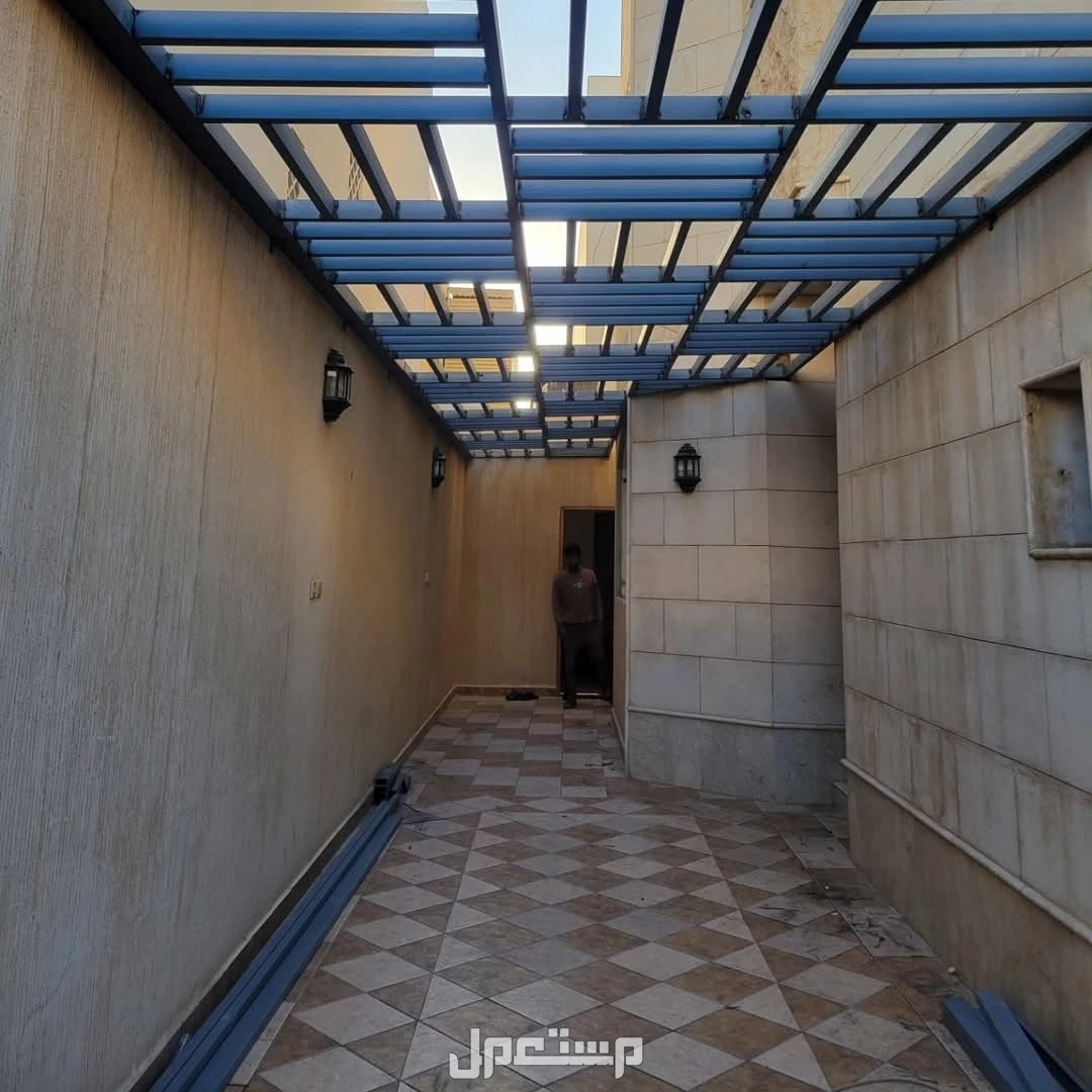 تركيب ملاحق ساندوتش بانل ومستودعات وهناجر ومظلات
