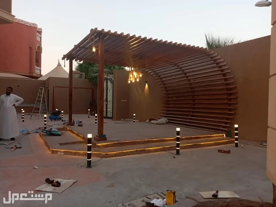 تركيب ملاحق ساندوتش بانل ومستودعات وهناجر ومظلات