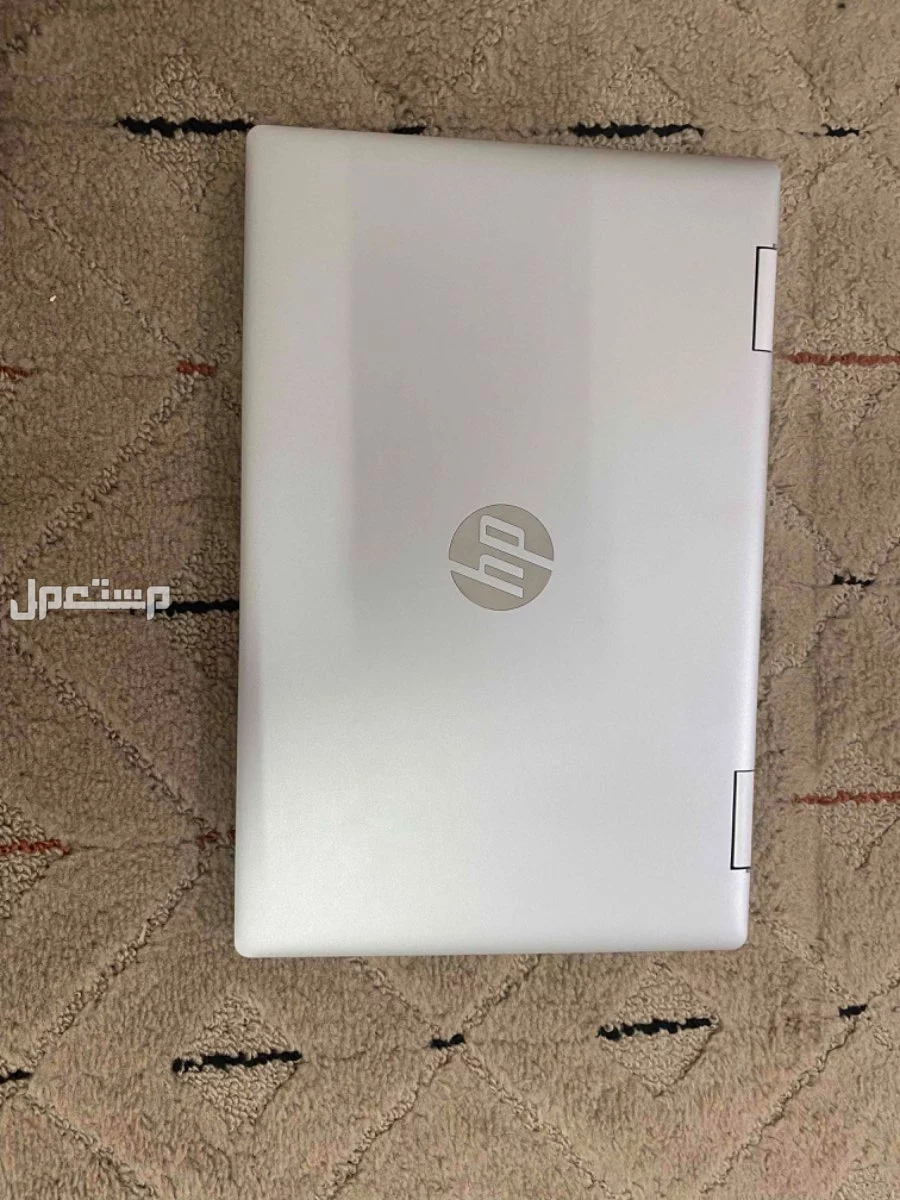 للبيع لاب توب hp في الرياض بسعر1600وقابل للتفاوض