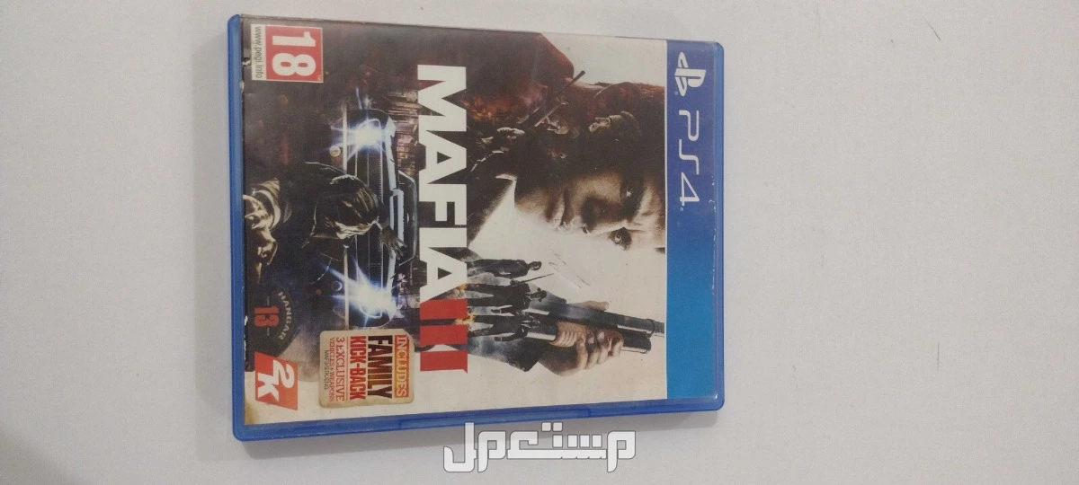 اشرطة سوني 4 نظيفة وتعمل جيداً ب 40﷼ شريط MAFIA 3 نظيف جداً وإستعمال نظيف بدون اي خدوش مع كامل اغراضه