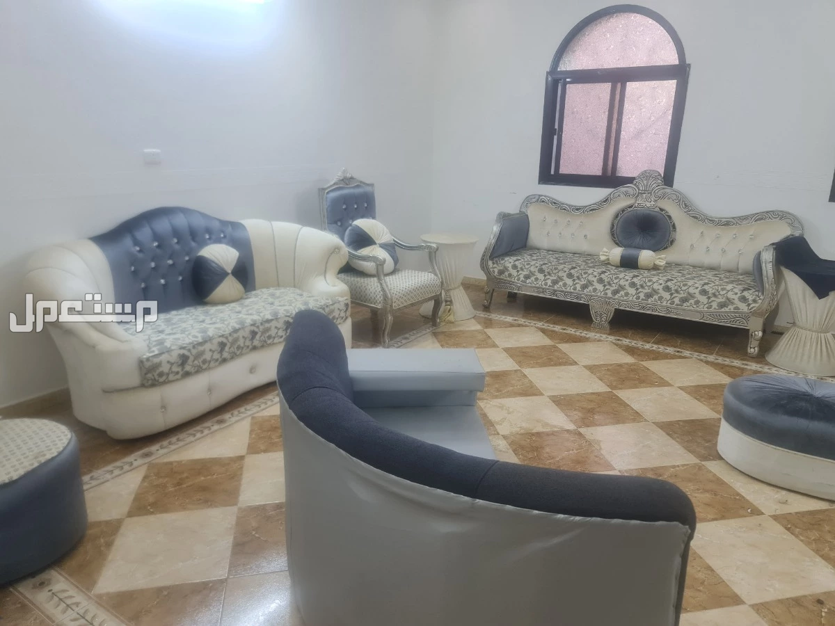 للبيع كنب 7قطع  الطائف المنتزه