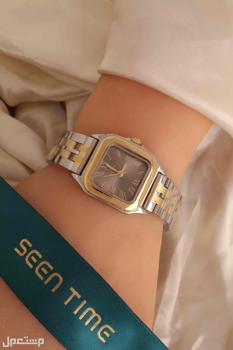 طقم نسائي روز لاين 💍💎✨ * ساعه روز لاين سل استيل ⌚️💖✨ * سلسال زركون راقي 💎✨💖 * حلق زركون راقي 💎✨💖 * خاتم زركون راقي 💍💎✨ * علبه طقم راقيه 🎁💖✨ * سواره زركون وخاتم 💎💍ضمان سنه
