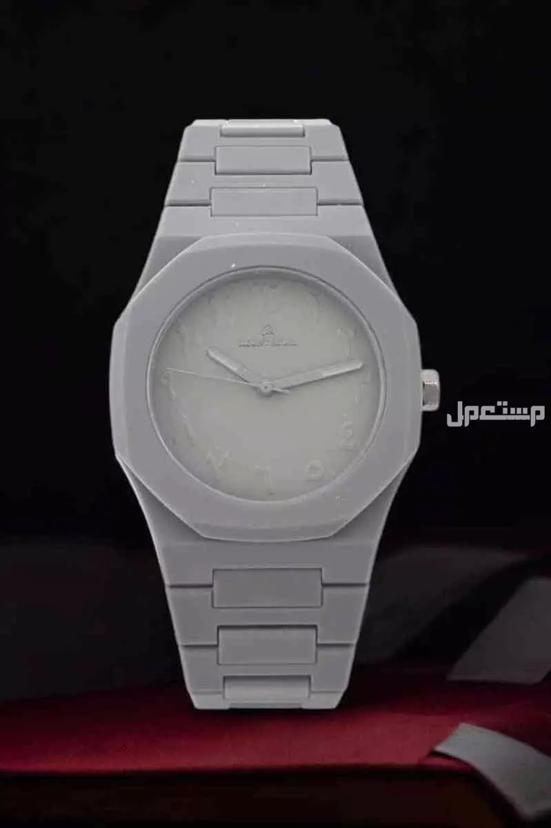 ساعه نسائي روز لاين سل استيل ضد الماء  بعلبه روز لاين  كيس روز لاين  كرت ضمان  السعر 130ريال   جديدنا ساعة نسائي في قمه الروعة مميزه جداً أكثر مبيعاً في عالم الساعات  تتميز الساعه بضمان