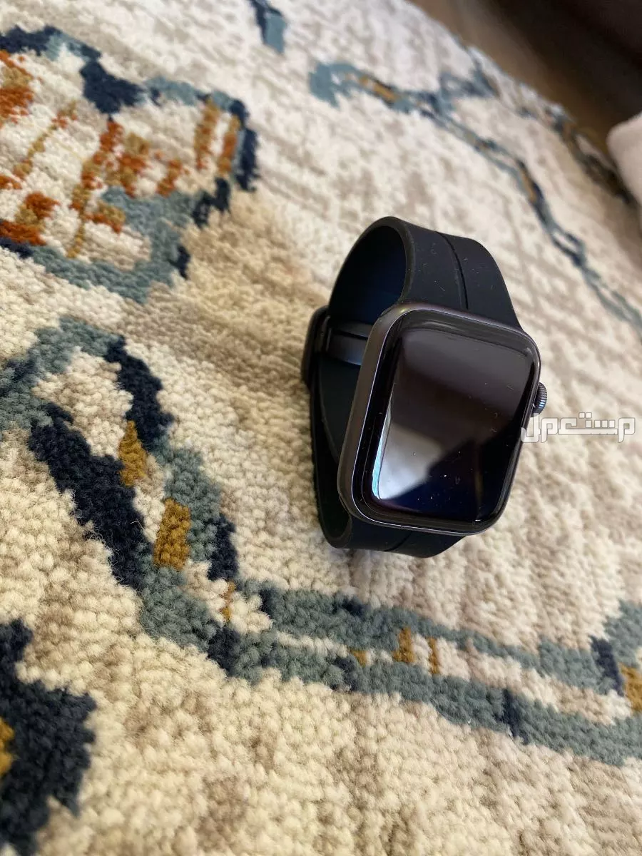 للبيع ساعة ابل واتش سيريس 4 بسعر 600