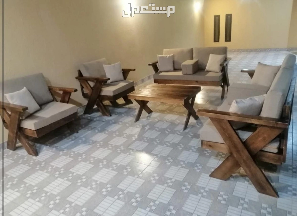 كراسي جلسات خارجية خشبية أو حديد تفصيل جاهز مديل جديد و مراجيح أطفال و زحاليق