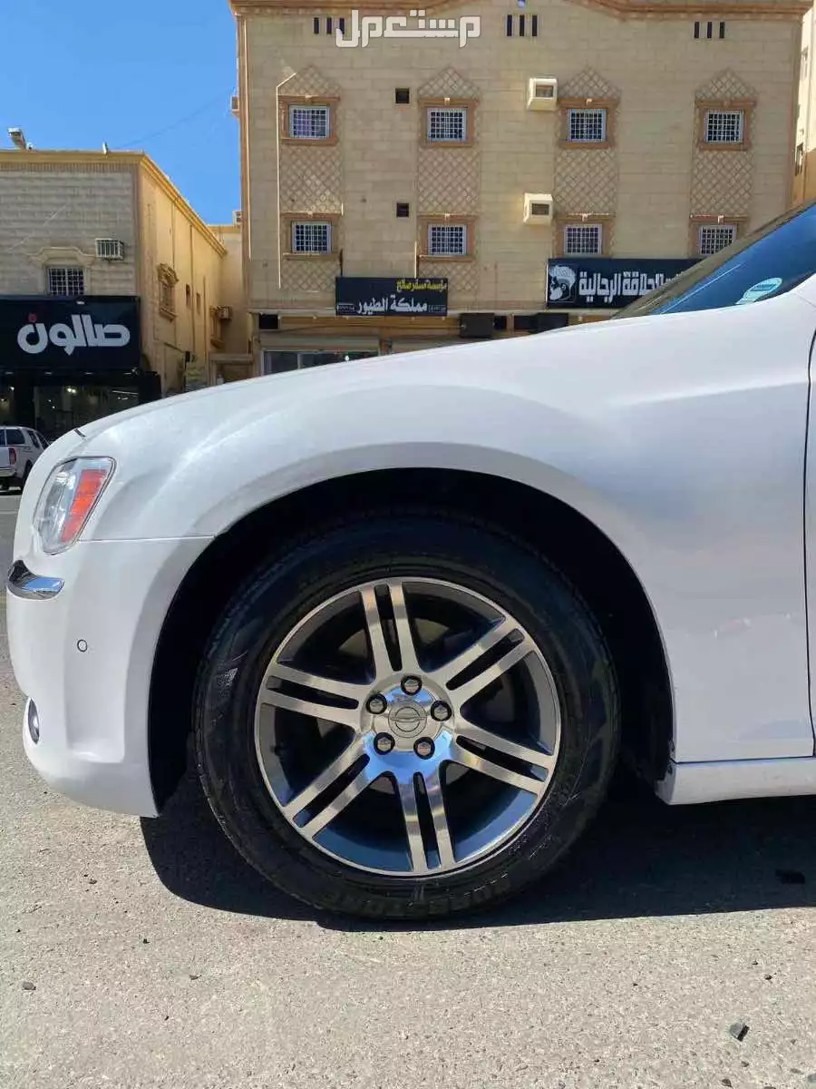 كرايسلر C300 2012 في خميس مشيط بسعر 35 ألف ريال سعودي