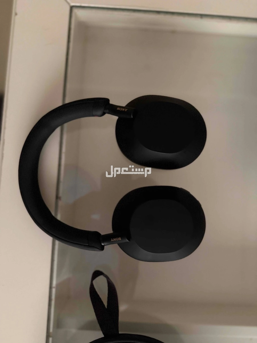 سماعات WH-1000XM5 من سوني استخدام يومين فقط في الخبر بسعر 900 ريال سعودي