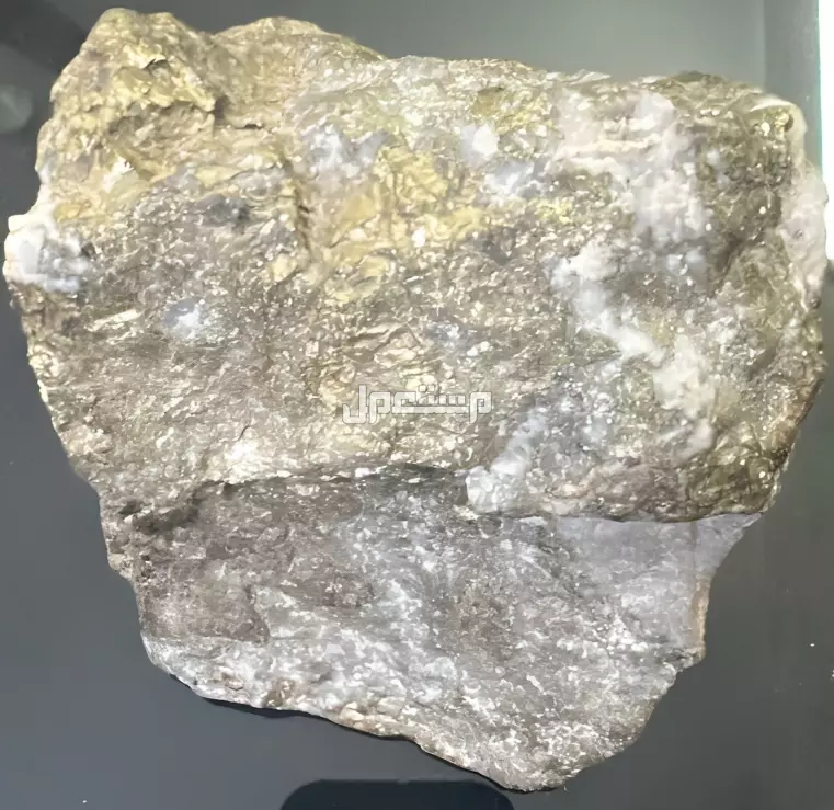 حجر المرو الغني بالذهب المركز في المدينة المنورة