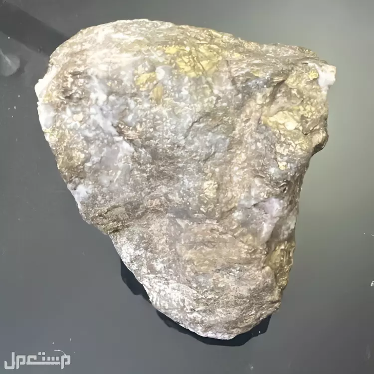 حجر المرو الغني بالذهب المركز في المدينة المنورة
