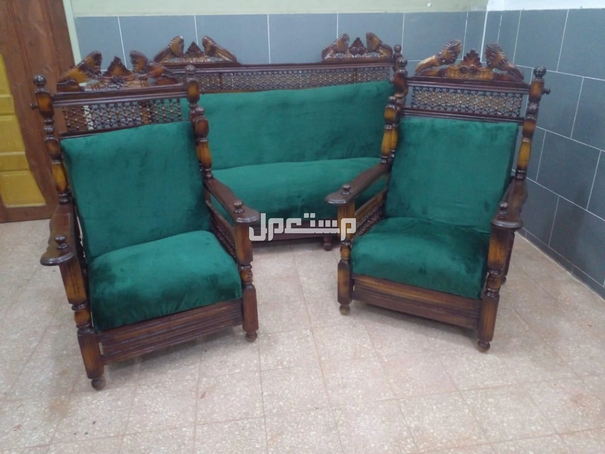 انترية للبيع اربع كراسي وكنبة موحود شحن داخل القاهره